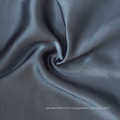 Tissu en satin soyeux en polyester pour une chemise de robe élégante